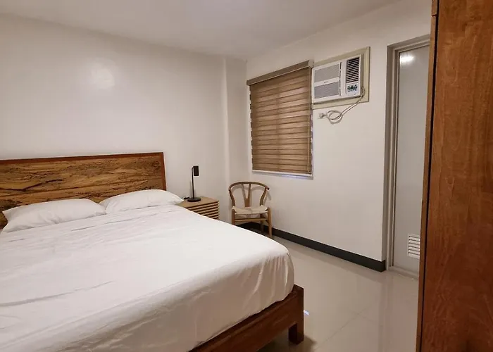 Flat 35, Unit 3c * Manila